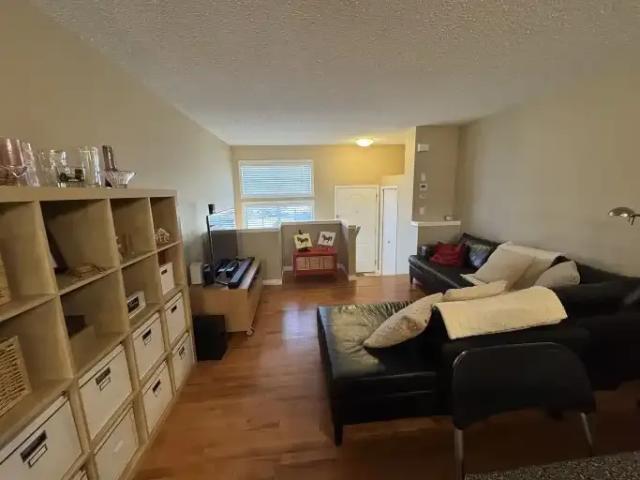 Townhouse 1 Bedroom For Rent Calgary AB 1875 ES103770594