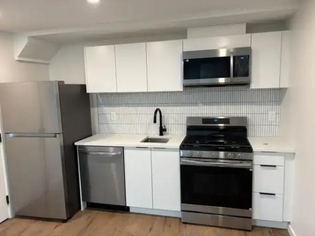 Townhouse 1 Bedroom For Rent Edmonton AB 1199 ES105486387