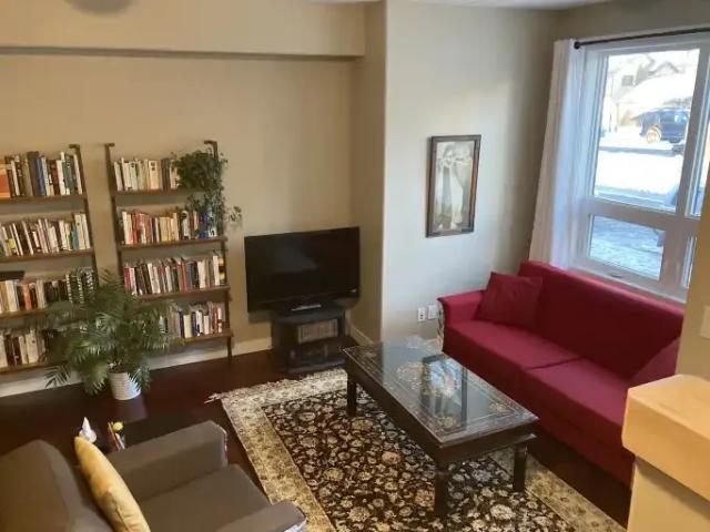 Townhouse 1 Bedroom For Rent Edmonton AB 2200 ES105565496