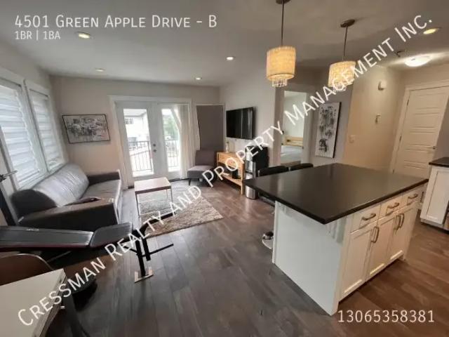 Townhouse 1 Bedroom For Rent Regina SK 1400 ES105410732
