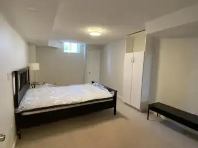 Townhouse 1 Bedroom For Rent Richmond Hill ON 1500 ES105643442