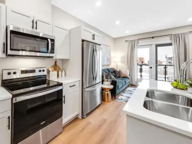 Townhouse 1 Bedroom For Rent Saskatoon SK 1695 ES102578545