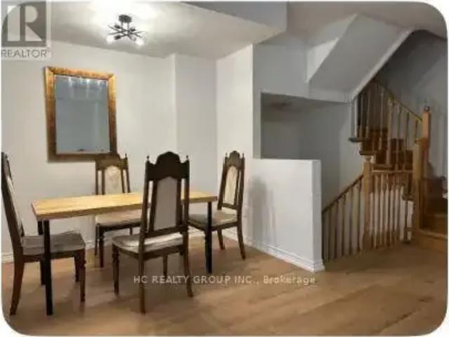 Townhouse 1 Bedroom For Rent Vaughan ON 890 ELS105087963