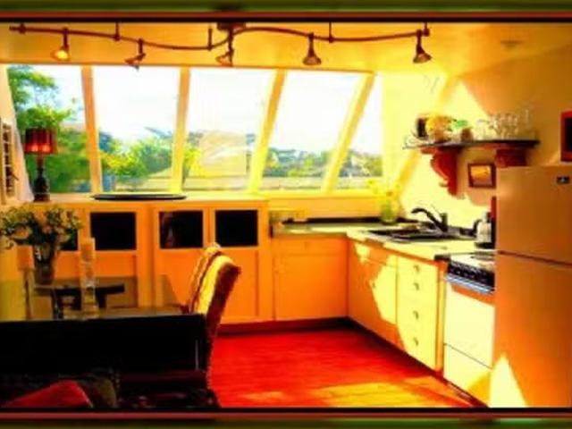Townhouse 1 bedrooms in Monterey
