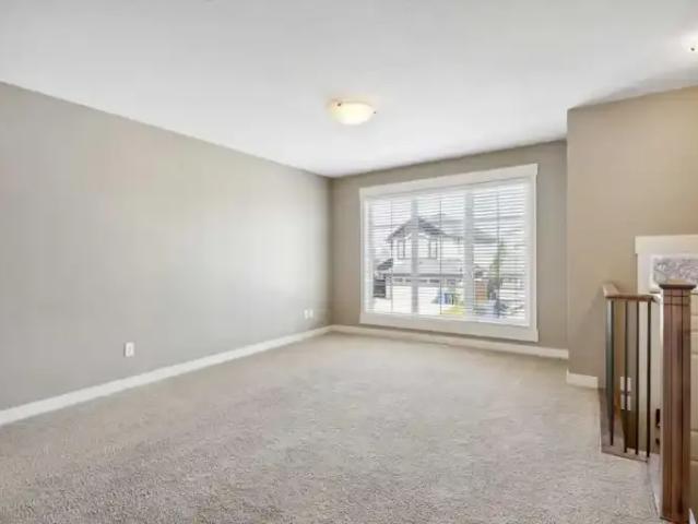 Townhouse 2.5 Bedroom For Rent Chestermere AB 2100 ES106095917