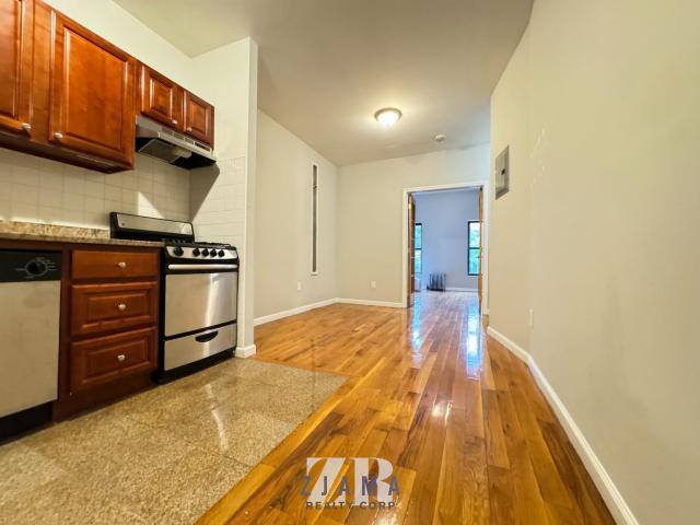 townhouse 2 bedroom, Brooklyn NY 11217 DS81043468