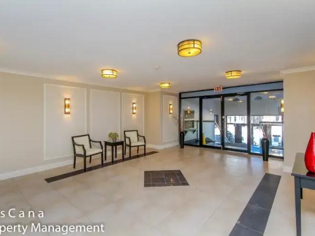 Townhouse 2 Bedroom For Rent Ottawa ON 2575 ES102952086