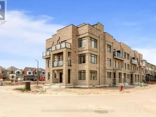 Townhouse 2 Bedroom For Rent Oakville ON 2850 ES103695252