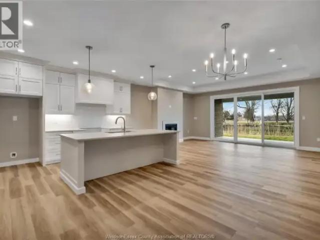 Townhouse 2 Bedroom For Rent Amherstburg ON 3000 ES106004854