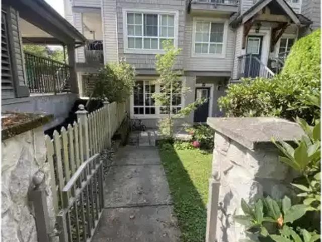 Townhouse 2 Bedroom For Rent Burnaby BC 3000 ES105118974