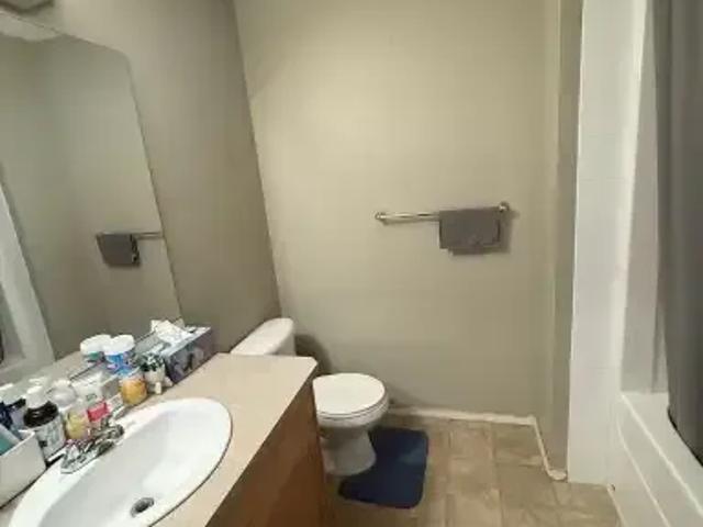 Townhouse 2 Bedroom For Rent Calgary AB 1600 ES104257122