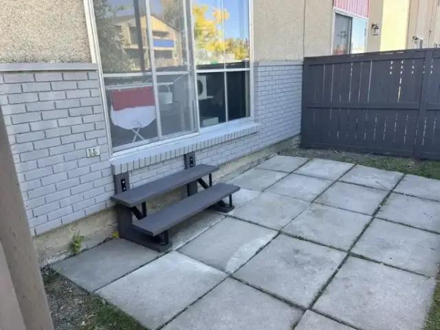 Townhouse 2 Bedroom For Rent Calgary AB 1750 ES105653835