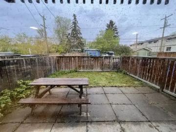 Townhouse 2 Bedroom For Rent Calgary AB 1725 ES103542237