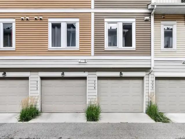 Townhouse 2 Bedroom For Rent Calgary AB 1850 ES105467162