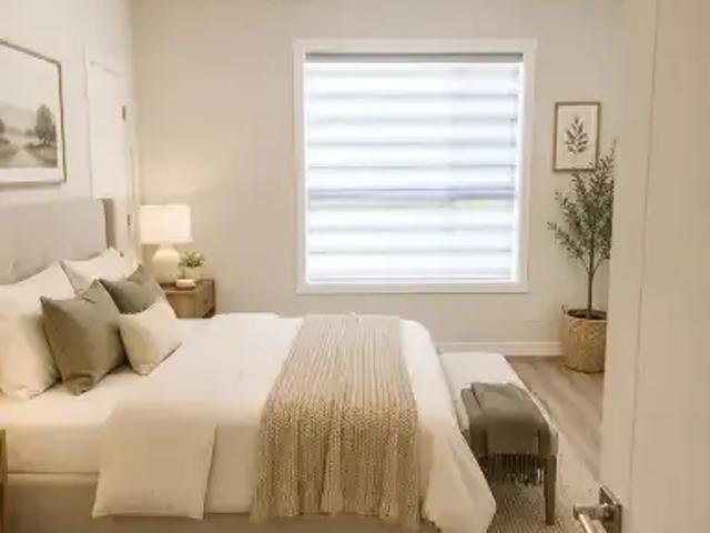 Townhouse 2 Bedroom For Rent Calgary AB 1899 ES105309542