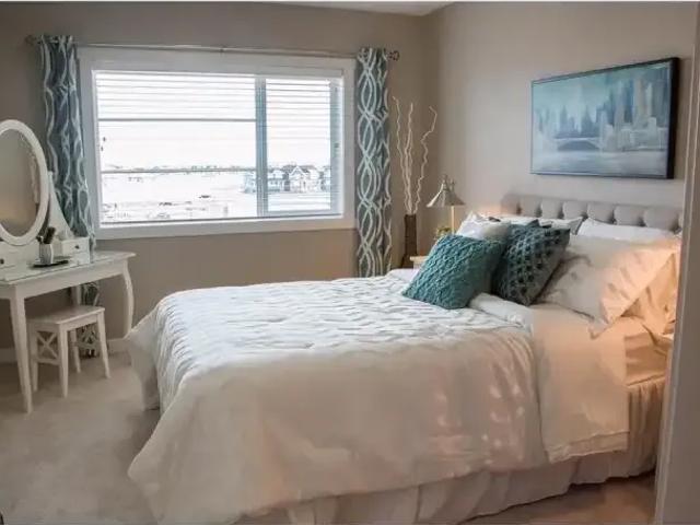 Townhouse 2 Bedroom For Rent Calgary AB 2000 ES104434251