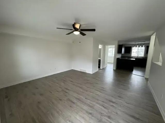 Townhouse 2 Bedroom For Rent Calgary AB 2000 ES105526068