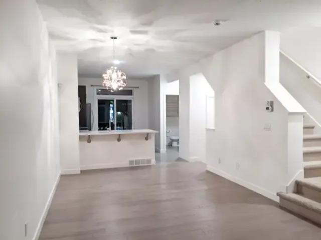 Townhouse 2 Bedroom For Rent Calgary AB 2100 ES105410448