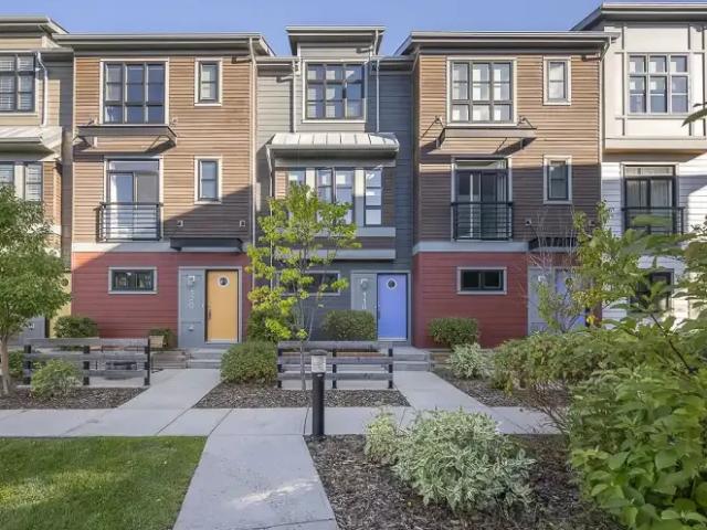 Townhouse 2 Bedroom For Rent Calgary AB 2250 ES105435126