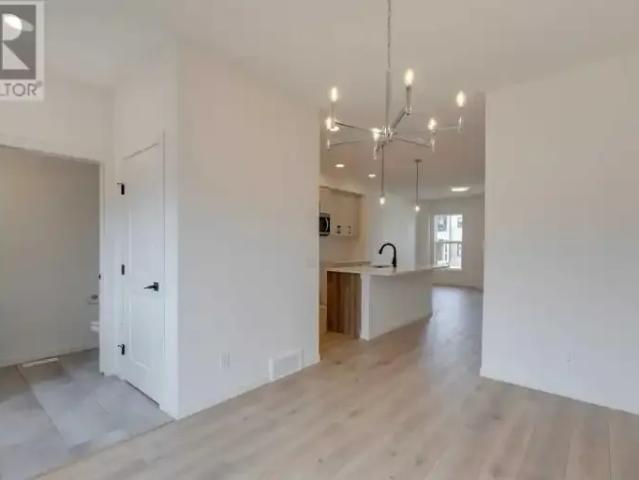 Townhouse 2 Bedroom For Rent Calgary AB 2300 ES105226628