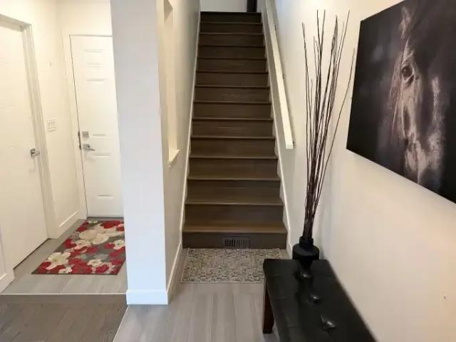 Townhouse 2 Bedroom For Rent Calgary AB 2500 ES104535536