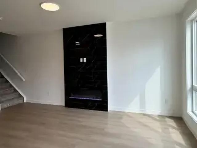 Townhouse 2 Bedroom For Rent Calgary AB 2650 ELS105793151