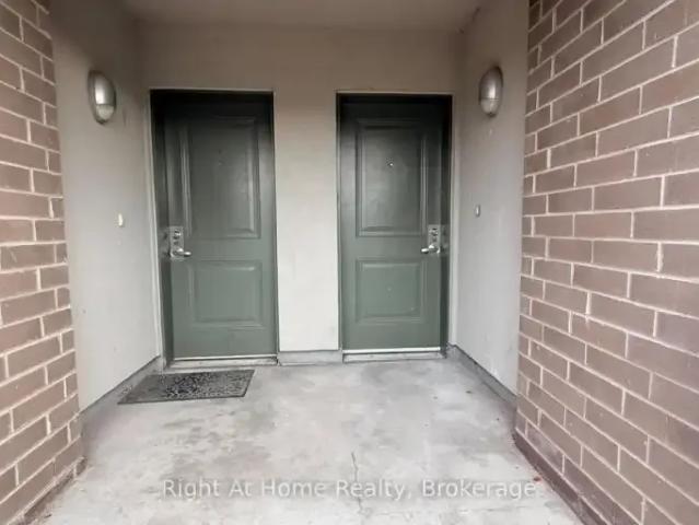 Townhouse 2 Bedroom For Rent Cambridge ON 2300 ES105526194