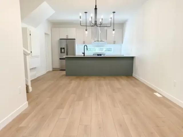 Townhouse 2 Bedroom For Rent Edmonton AB 1750 ES104362778