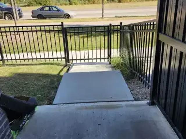 Townhouse 2 Bedroom For Rent Edmonton AB 2350 ES105602067