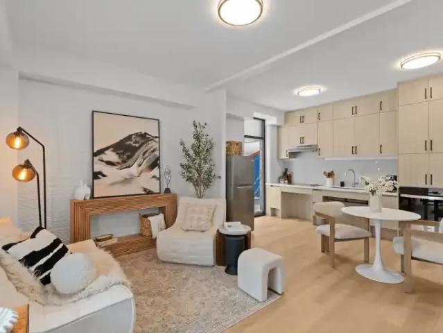 Townhouse 2 Bedroom For Rent Gananoque ON 2190 ES103611636