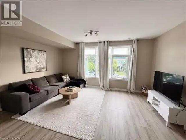 Townhouse 2 Bedroom For Rent Grimsby ON 2500 ES105394928