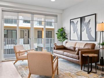 Townhouse 2 Bedroom For Rent Kelowna BC 2727 ES96587074