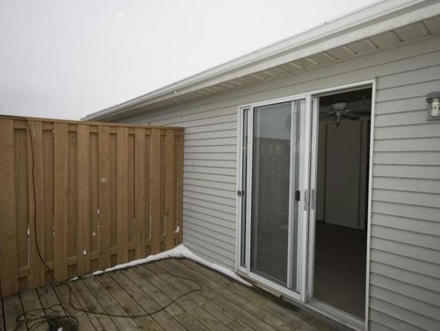 Townhouse 2 Bedroom For Rent Kitchener ON 1795 ES91975999