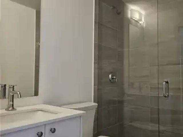 Townhouse 2 Bedroom For Rent Kitchener ON 2250 ES101339610