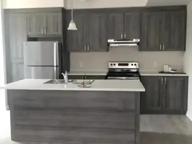 Townhouse 2 Bedroom For Rent Kitchener ON 2500 ES105643480