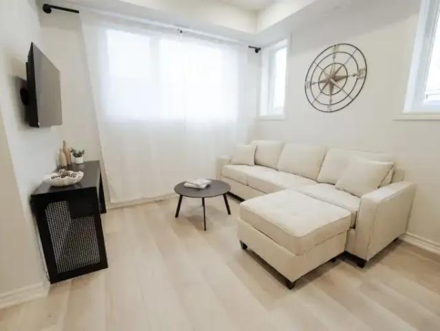Townhouse 2 Bedroom For Rent Port Colborne ON 1890 ES96430911
