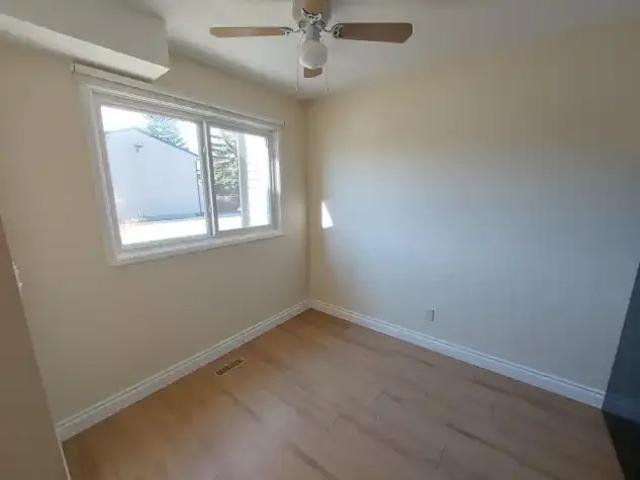 Townhouse 2 Bedroom For Rent Red Deer AB 1495 ES102018798
