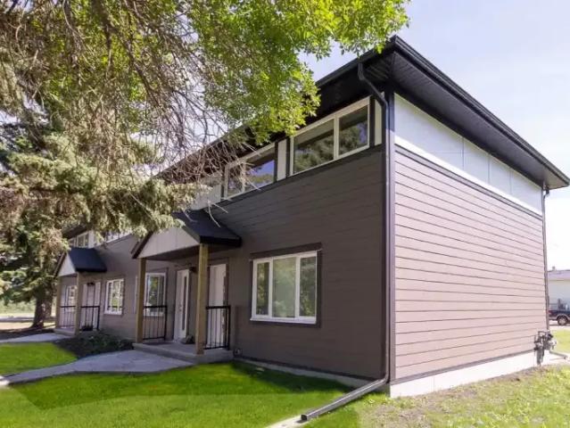Townhouse 2 Bedroom For Rent Red Deer AB 1699 ES103610904
