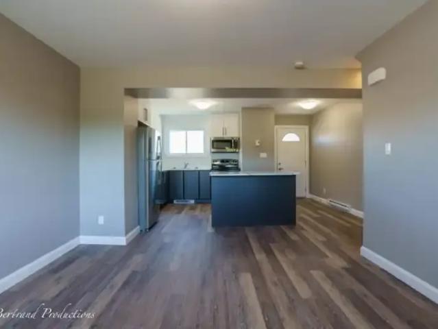 Townhouse 2 Bedroom For Rent Sudbury ON 2299 ES103178565