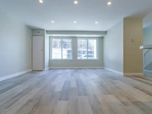 Townhouse 2 Bedroom For Rent Sudbury ON 2499 ES105410368