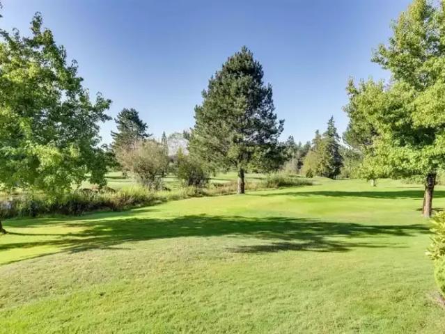 Townhouse 2 Bedroom For Rent Surrey BC 4000 ES104506970