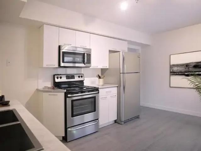 Townhouse 2 Bedroom For Rent Saskatoon SK 1819 ES103118242