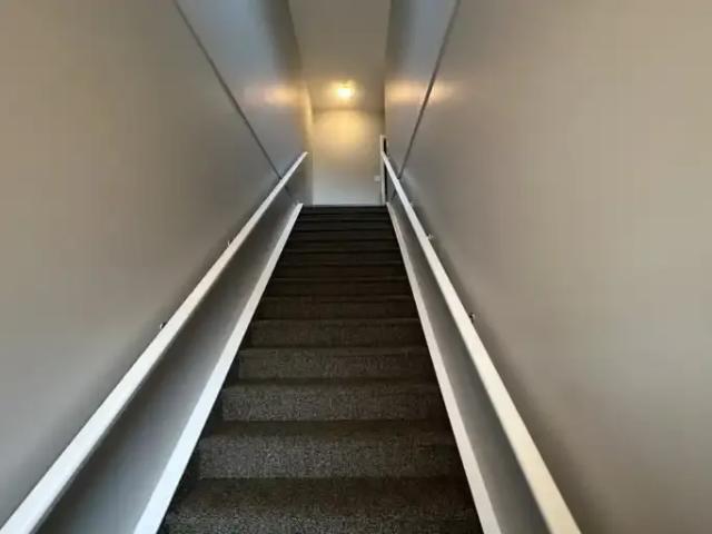 Townhouse 2 Bedroom For Rent Spruce Grove AB 1975 ES98463207