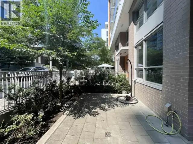 Townhouse 2 Bedroom For Rent Vancouver BC 3800 ES103740074