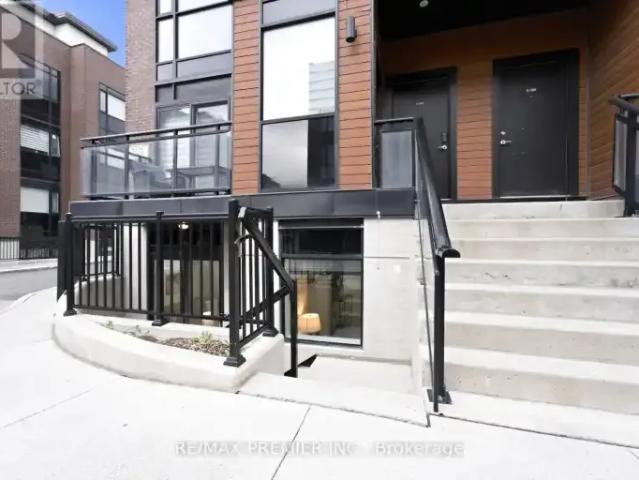 Townhouse 2 Bedroom For Rent Vaughan ON 2200 ES105526225