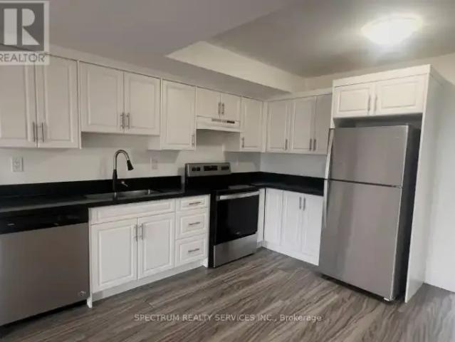 Townhouse 2 Bedroom For Rent Vaughan ON 3000 ES105526291