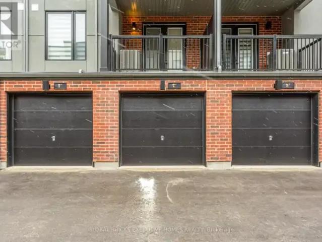 Townhouse 2 Bedroom For Rent Waterloo ON 2500 ES105269512
