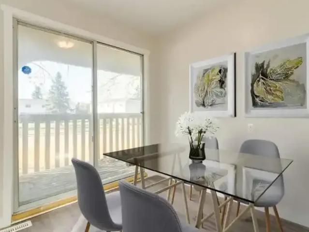 Townhouse 2 Bedroom For Rent Wetaskiwin AB 969 ES105110470