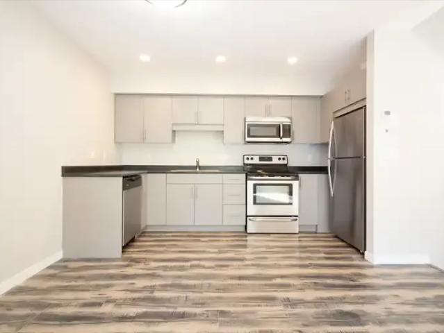 Townhouse 2 Bedroom For Rent Winnipeg MB 1999 ES104752520