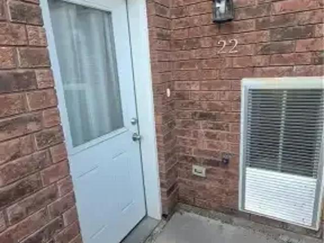 Townhouse 2 Bedroom For Rent Woodstock ON 1950 ELS104470849